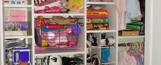 Symmetry closets, kids closets, kids toys, kid clothing, organzing built-in